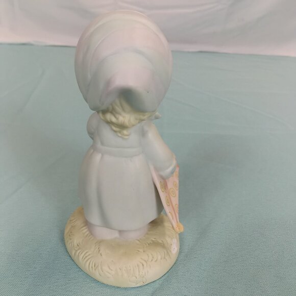 E2-13 Precious Moments 110019 “MARCH” Calendar Girl 1987 Birthday Kite NIB - Picture 3 of 5